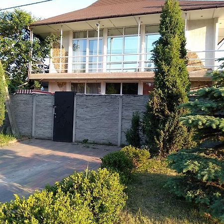 Willa Тownhouse 84 Petropavlovskaya Borshchagovka Zewnętrze zdjęcie