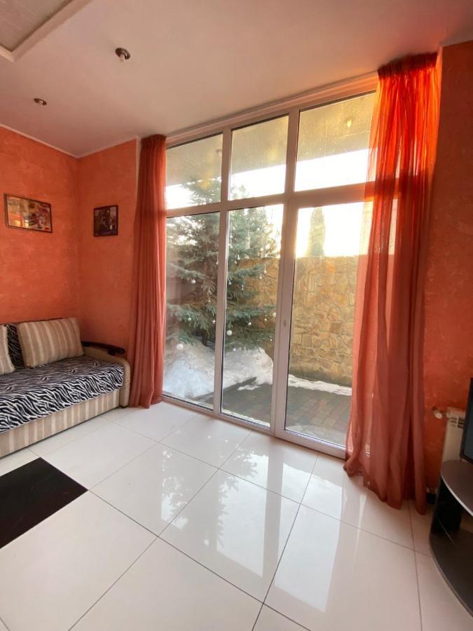 Willa Тownhouse 84 Petropavlovskaya Borshchagovka Zewnętrze zdjęcie
