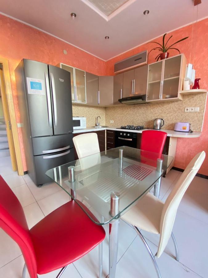Willa Тownhouse 84 Petropavlovskaya Borshchagovka Zewnętrze zdjęcie
