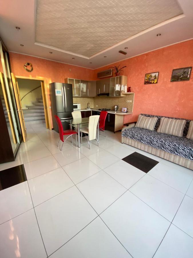 Willa Тownhouse 84 Petropavlovskaya Borshchagovka Zewnętrze zdjęcie