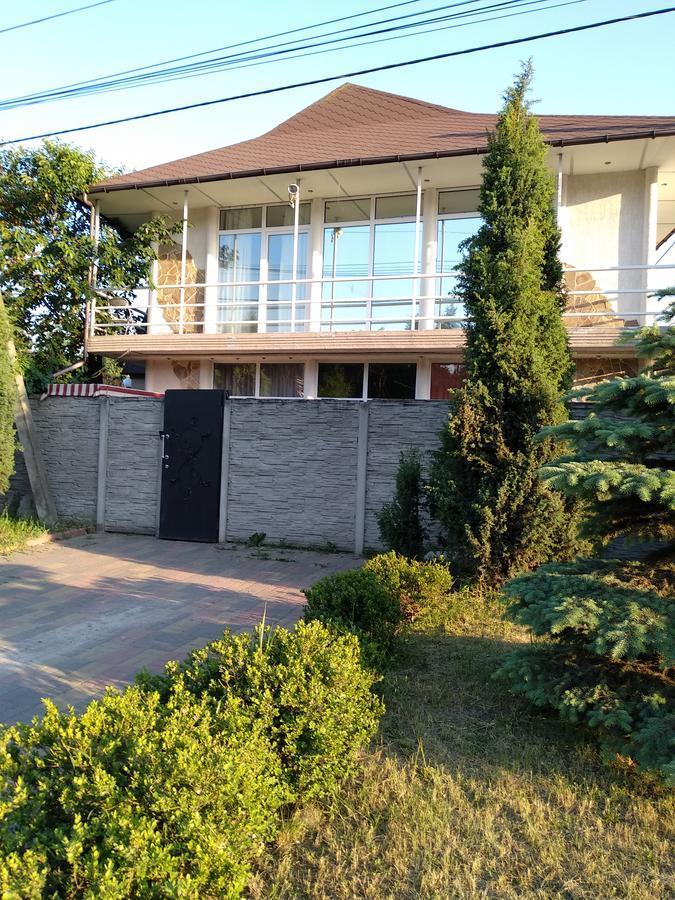 Willa Тownhouse 84 Petropavlovskaya Borshchagovka Zewnętrze zdjęcie